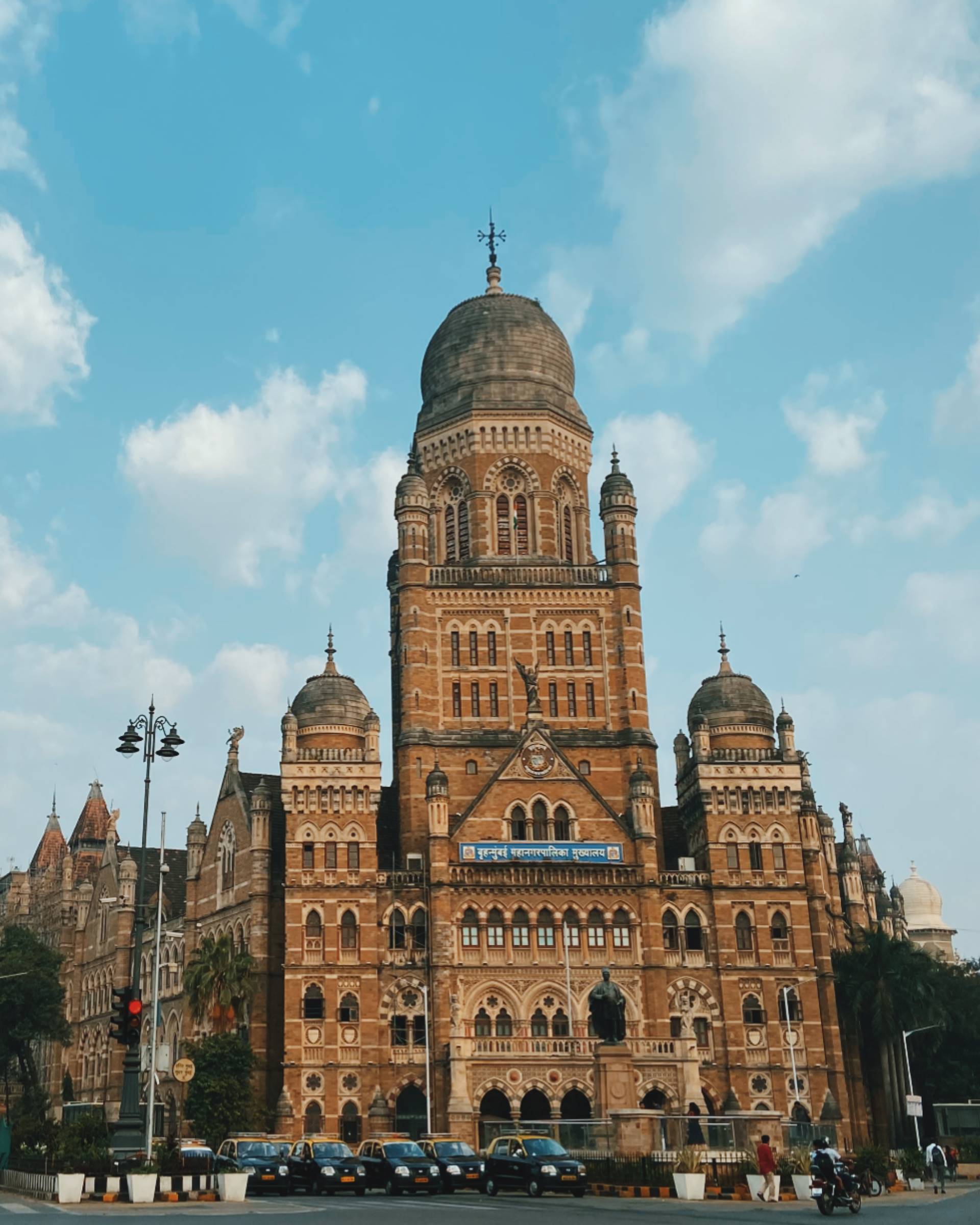 full-day-Mumbai-city-tours-by-magical-mumbai-tours