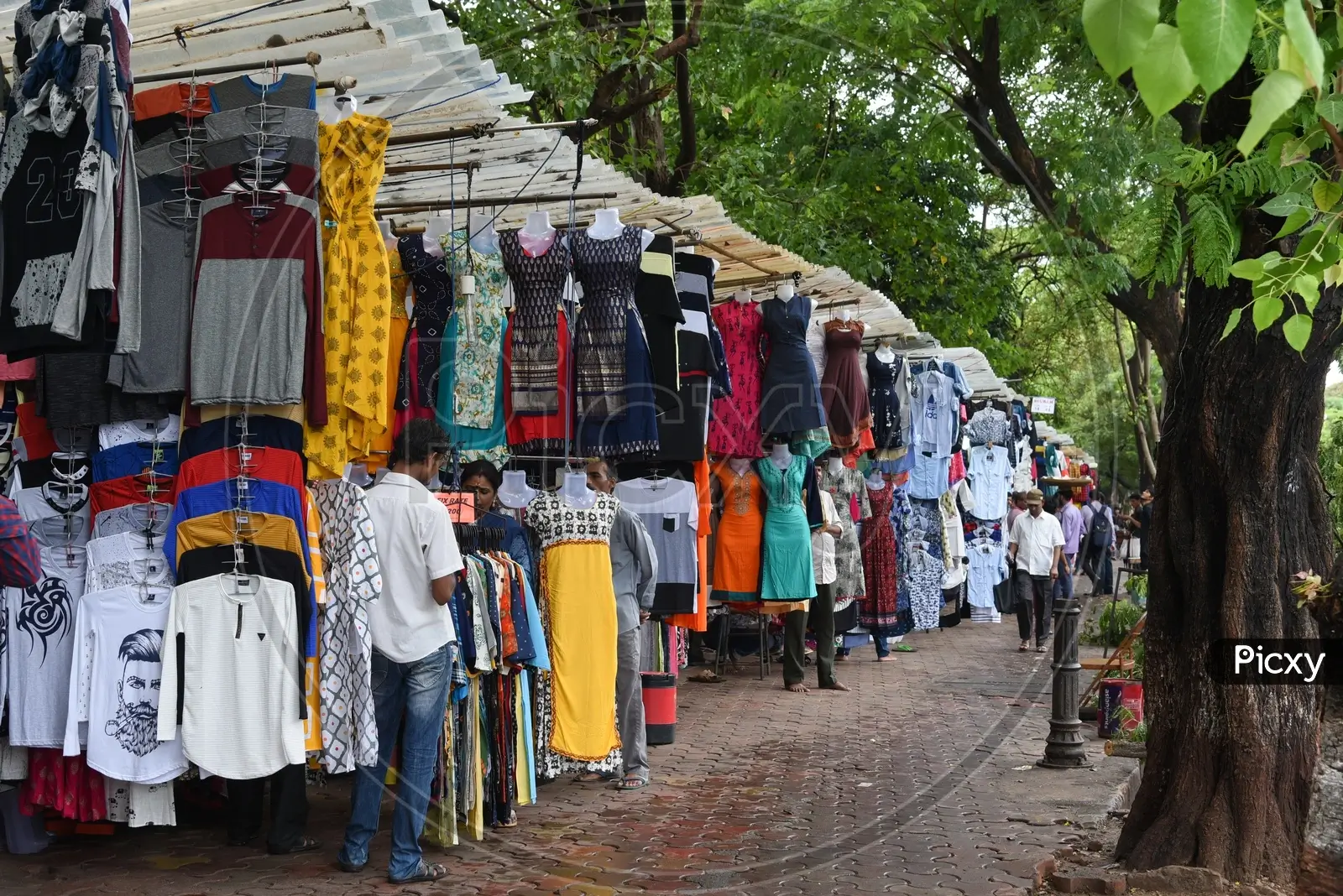 Fashion Street - magical mumbai tours