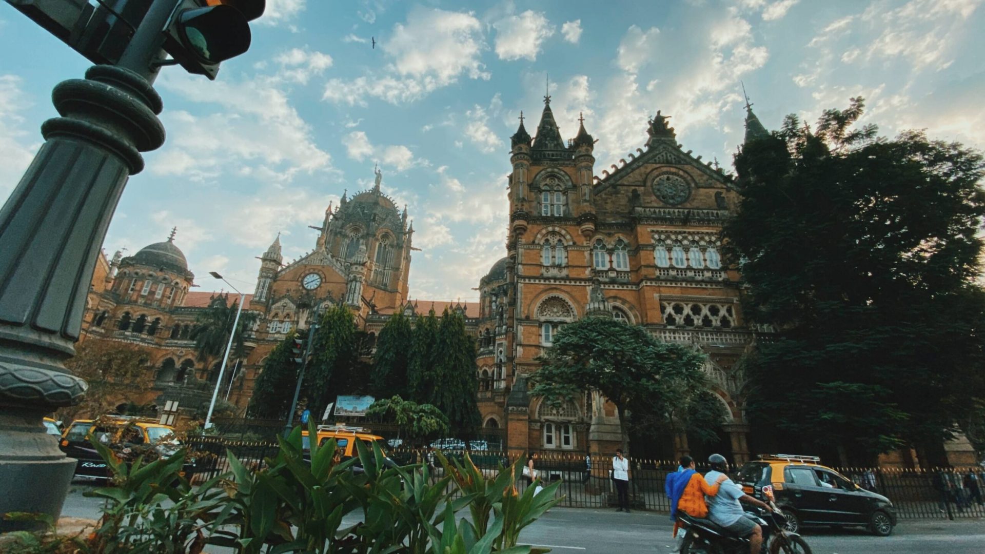 Mumbai-city-sightseeing-tours